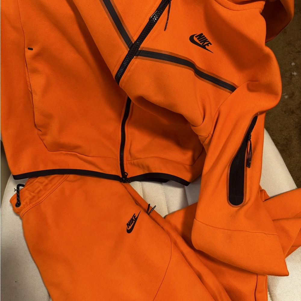 Men’s Nike Tech Orange Zip Up Top and Jogger Bottom
